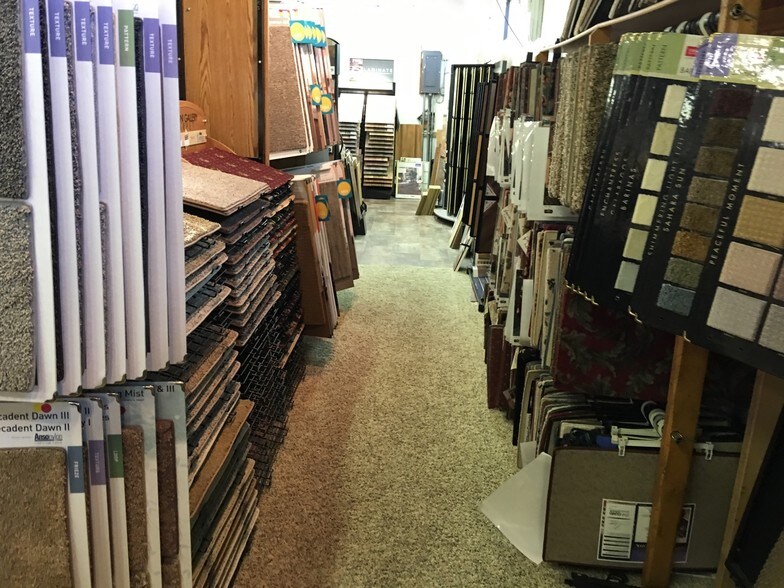 More Photos Of 390 State St N, Eden Valley Freestanding For Sale