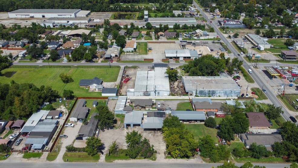 Primary Photo Of 1929 Havner Ln, Houston Warehouse For Sale