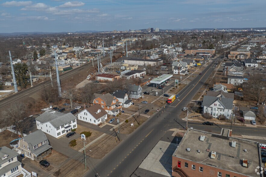 More Photos Of 367 Elm St, West Haven Office For Sale
