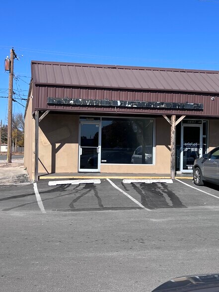 Primary Photo Of 3128 N 1st St, Abilene General Retail For Lease