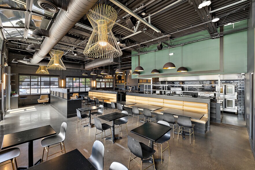 More Photos Of 20050 Livernois Ave, Detroit Restaurant For Sale