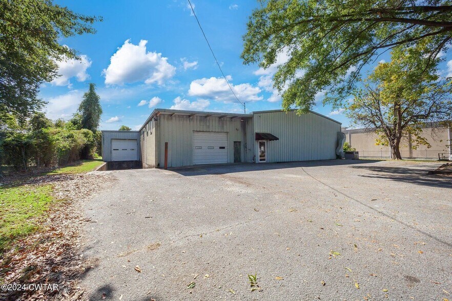 More Photos Of 144-145 Rosedale St, Jackson Warehouse For Sale