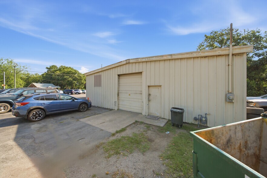 More Photos Of 2029 Platt Springs Rd, West Columbia Auto Dealership For Sale