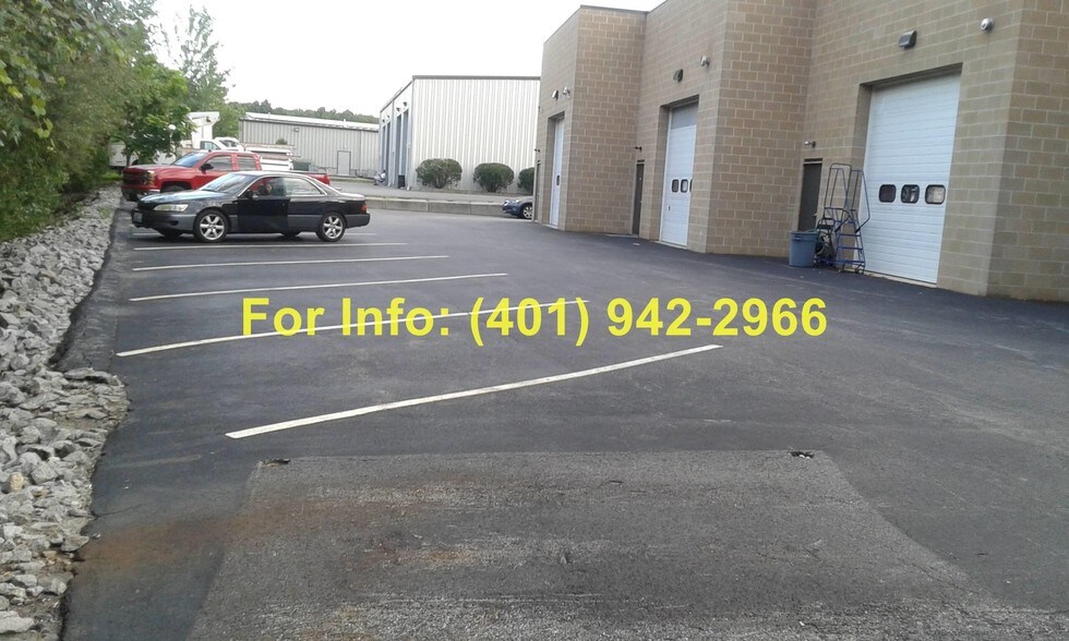 More Photos Of 81 Western Industrial Dr, Cranston Warehouse For Sale