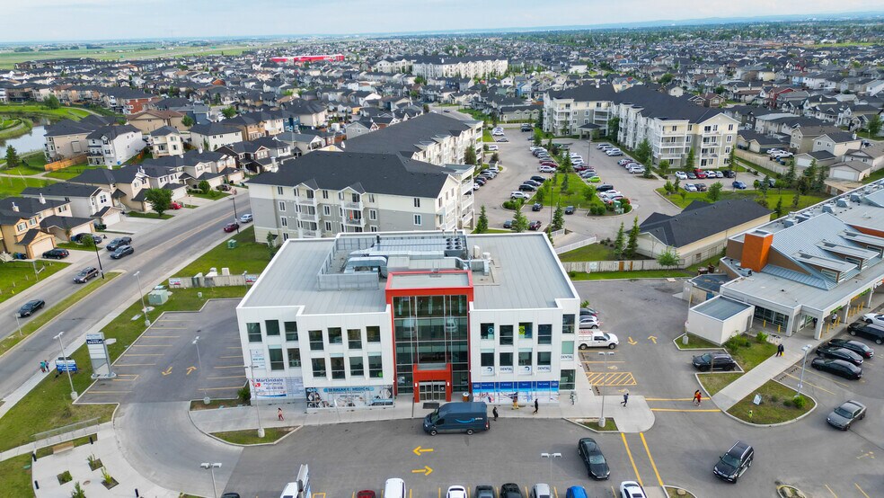 More Photos Of 7171 80th Ave NE, Calgary Office For Lease