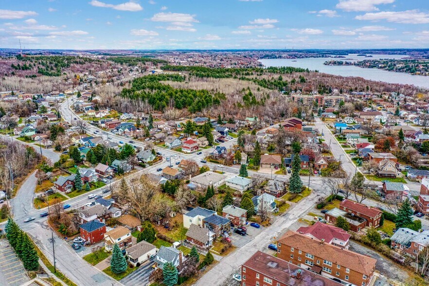 More Photos Of 358 Cartier Av, Sudbury Apartments For Sale