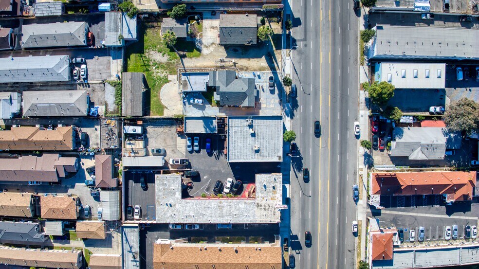 More Photos Of 6400 Crenshaw Blvd, Los Angeles Industrial For Sale