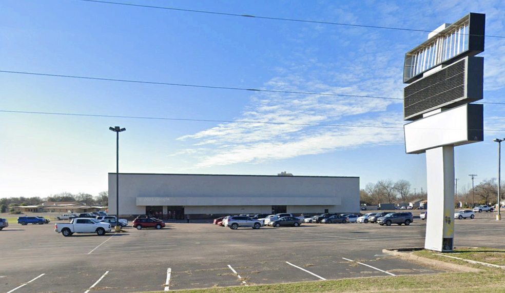 Primary Photo Of 6301 E Highway 290, Austin Office For Lease