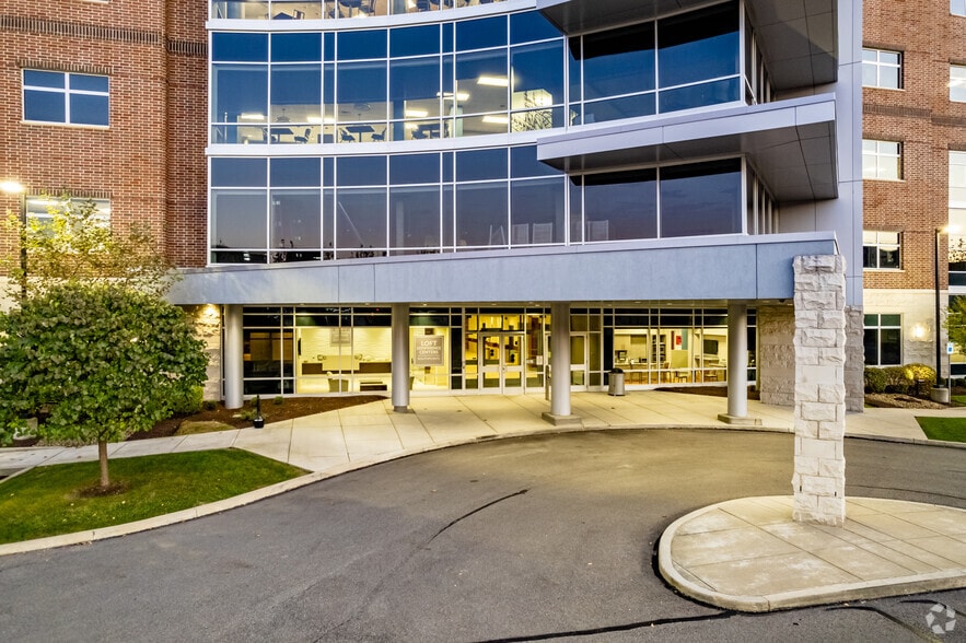 More Photos Of 1000 Noble Energy Dr, Canonsburg Office For Lease