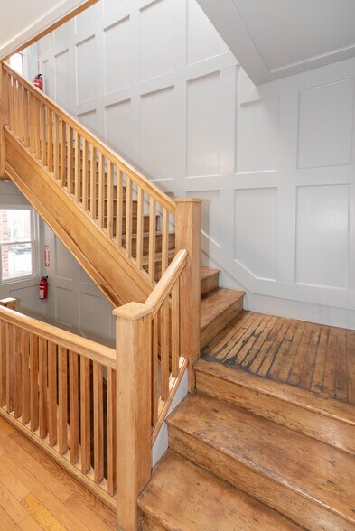 More Photos Of 2445 Lakeview Ave, Baltimore Apartments For Sale