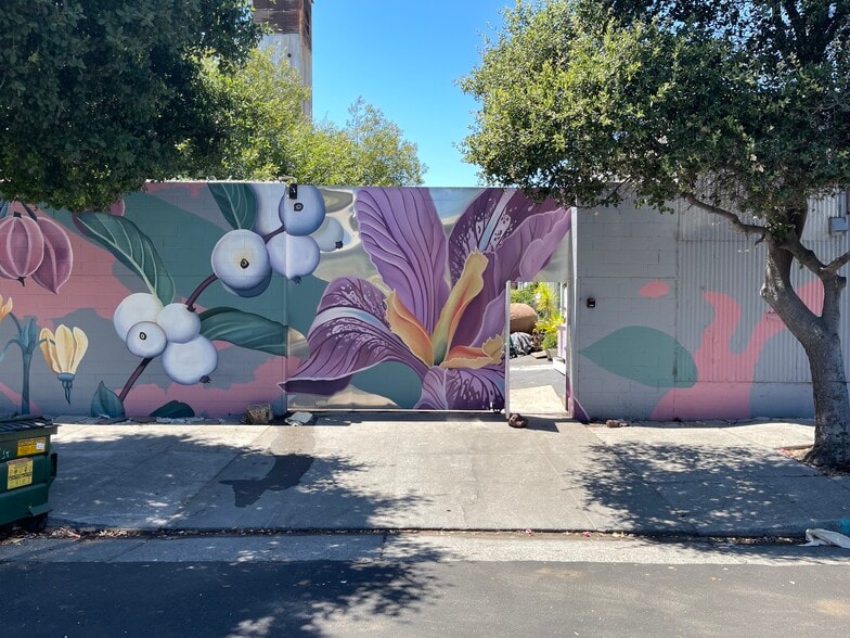 More Photos Of 1200 24th St, Oakland Warehouse For Sale