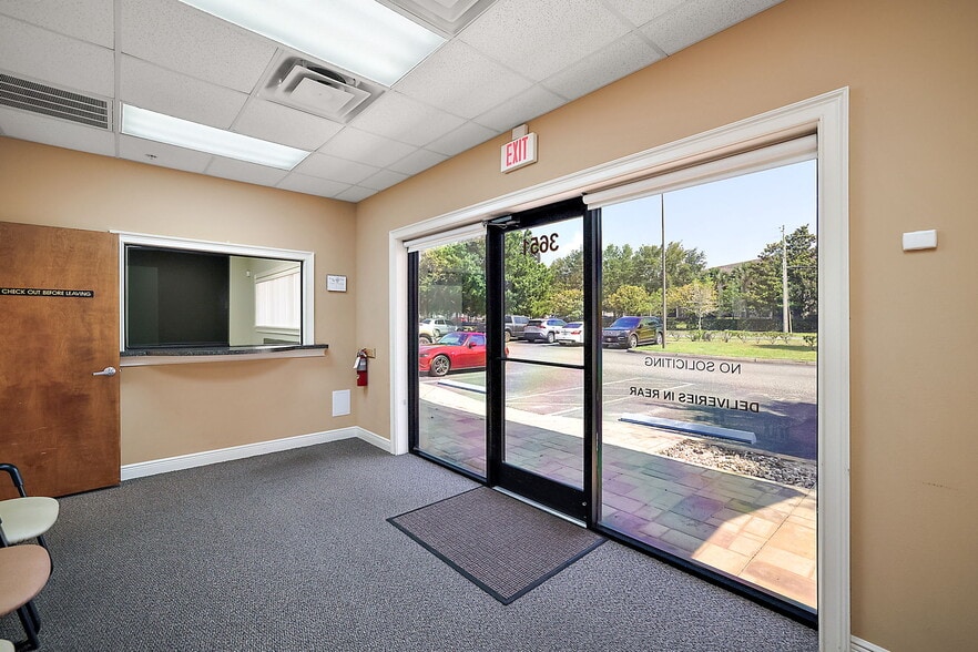 More Photos Of 3651 Lake Center Dr, Mount Dora Medical For Sale