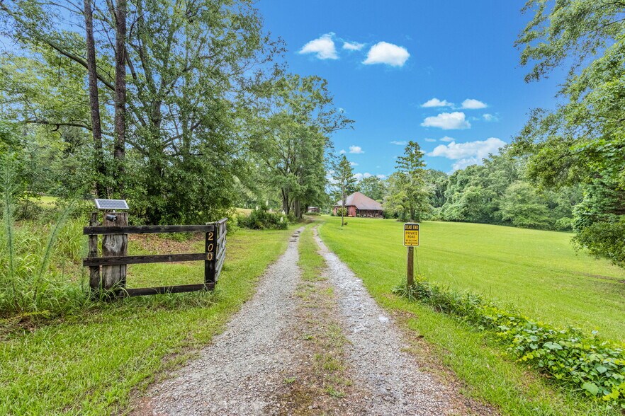 More Photos Of 200 Ross St, Carrollton Land For Sale