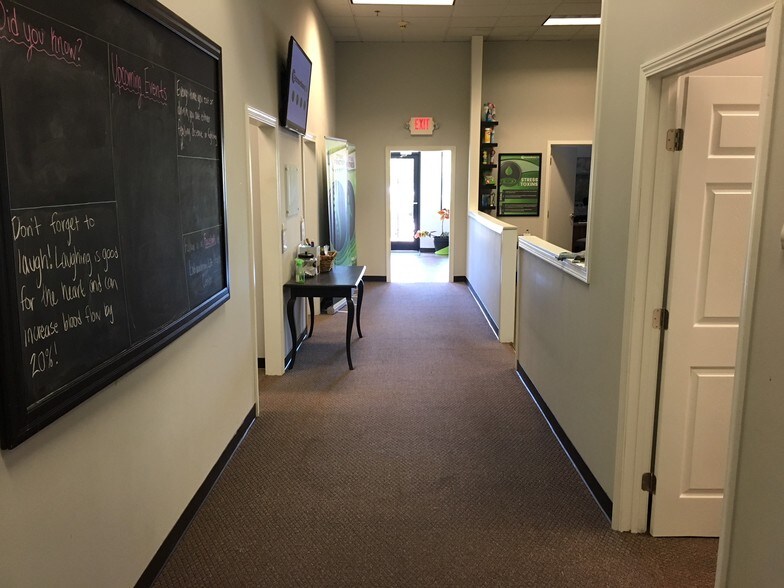 More Photos Of 11550 Webb Bridge Way, Alpharetta Unknown For Lease