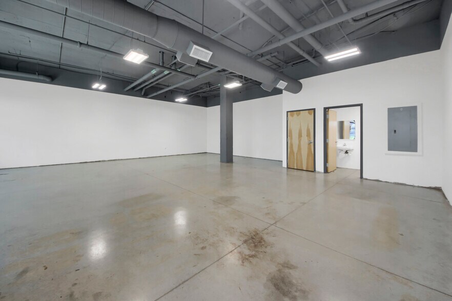 More Photos Of 346 SW Peters St, Atlanta Apartments For Lease