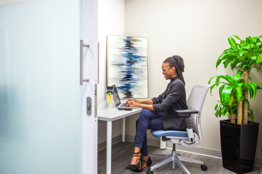 More Photos Of 20801-20807 Biscayne Blvd, Aventura Unknown For Lease