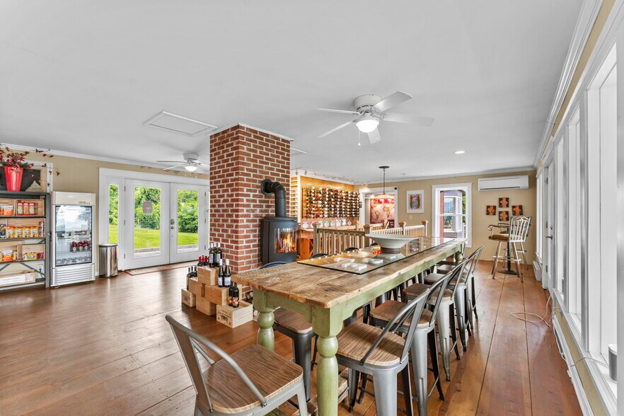 More Photos Of 72 Christmas Tree Ln, Washington Winery Vineyard For Sale