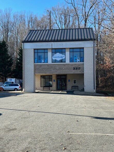 More Photos Of 3317 Berkmar Dr, Charlottesville Office For Lease