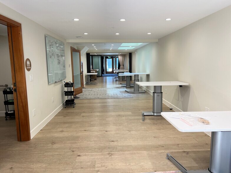 More Photos Of Hayes Valley, San Francisco Apartments For Lease