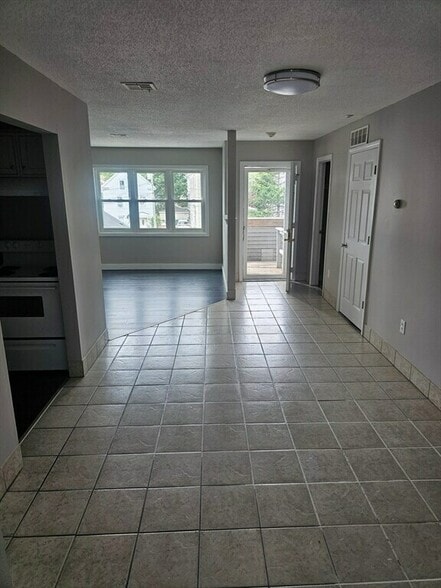 More Photos Of 386 Summer St, Lynn Apartments For Sale