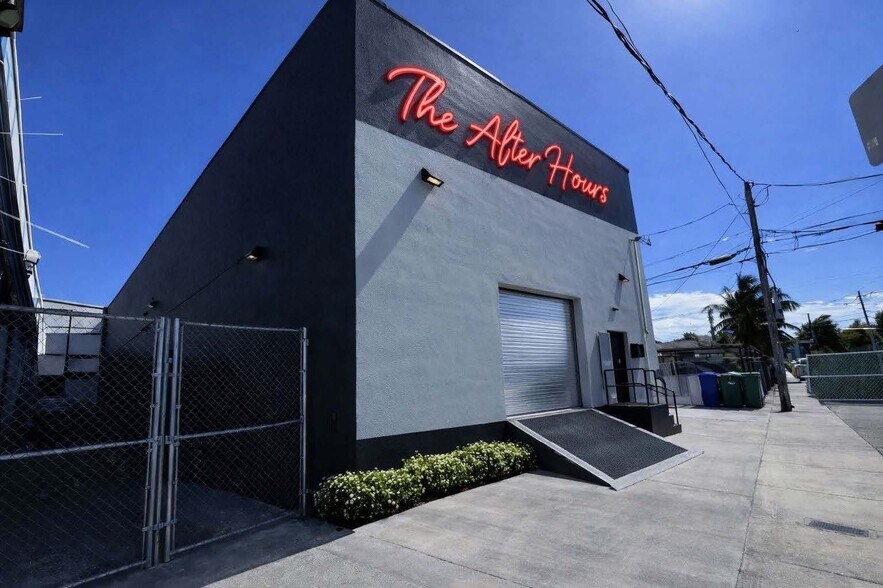 More Photos Of 819 SW 10th Ave, Miami Warehouse For Sale
