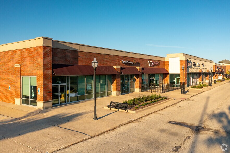 More Photos Of 16521-16615 W 159th St, Lockport Storefront For Lease