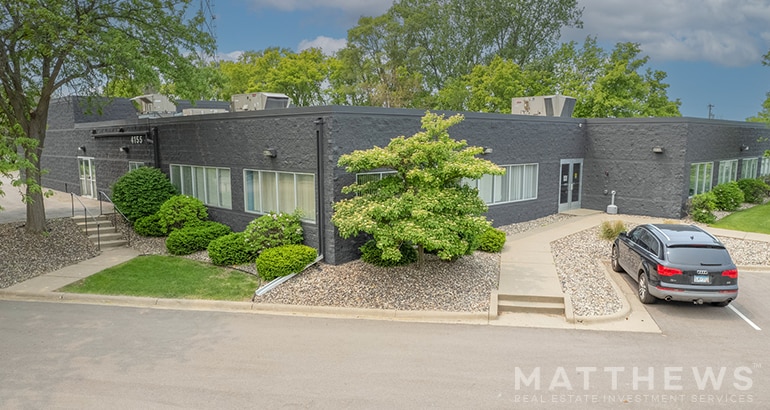 More Photos Of 4155 Old Sibley Memorial Hwy, Eagan Research And Development For Sale