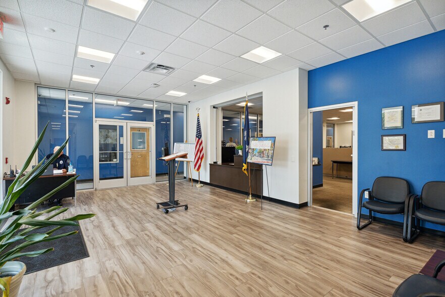 More Photos Of 8085 Rivers Ave, North Charleston Office For Lease