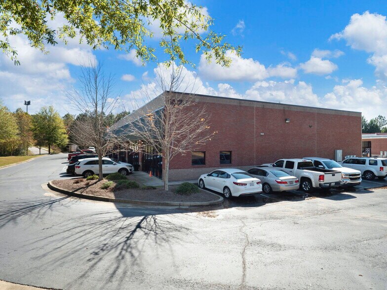 More Photos Of 5224 Palmero Ct, Buford Flex For Sale