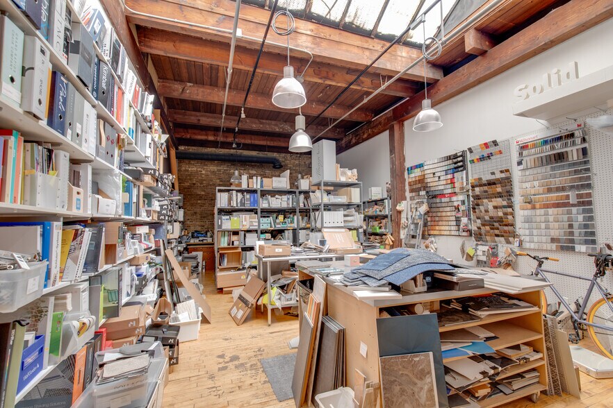 More Photos Of 1000 N Halsted St, Chicago Loft Creative Space For Lease