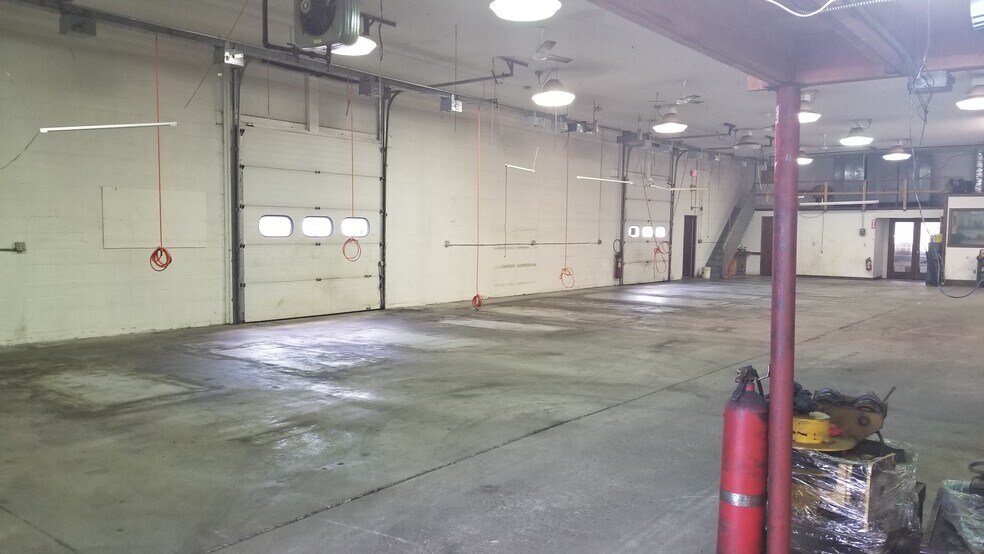 More Photos Of 97 Forestville Ave, Plainville Manufacturing For Sale