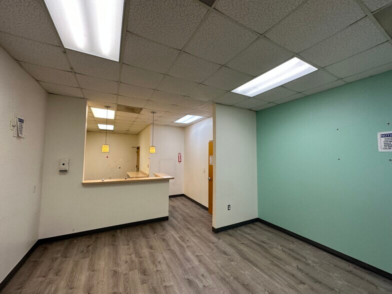 More Photos Of 500 Holly Springs Rd, Holly Springs Medical For Lease