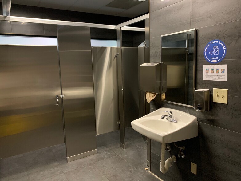 More Photos Of 388 9th St, Oakland Apartments For Sale