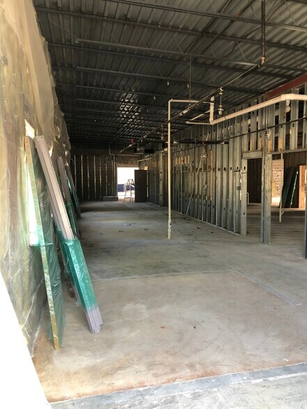 More Photos Of 637 Minot Ave, Auburn Medical For Sale
