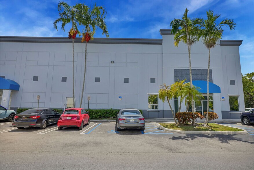 More Photos Of 5900 NW 97th Ave, Miami Warehouse For Sale