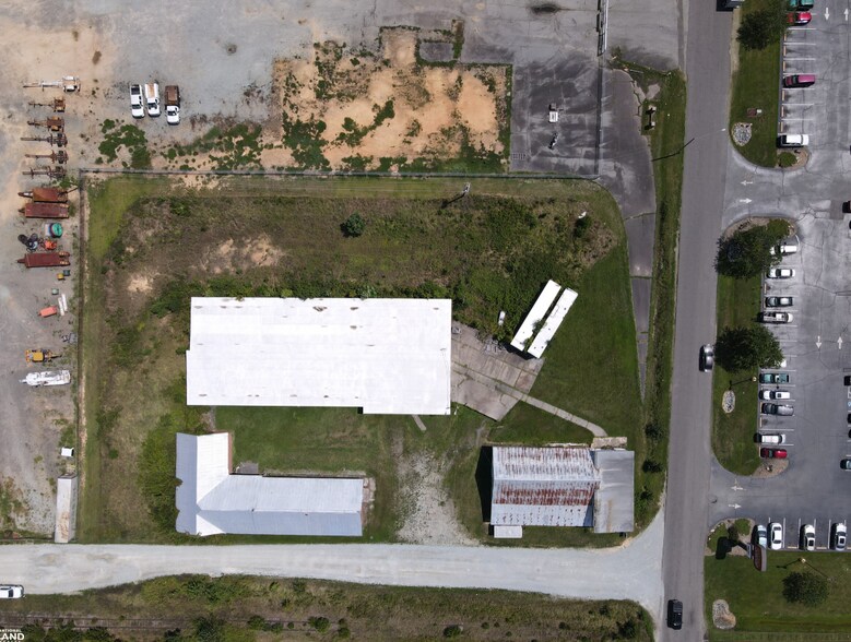 More Photos Of 25 Weeks Dr, Roxboro Warehouse For Sale