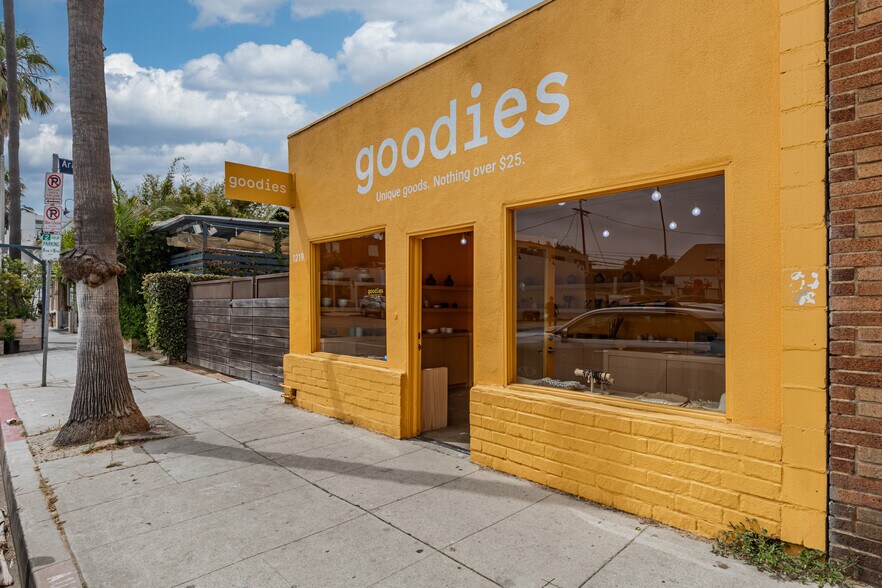 More Photos Of 1219 Abbot Kinney Blvd, Venice Storefront Retail Residential For Lease