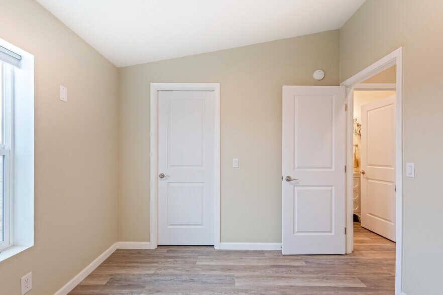 More Photos Of 53476 Arrow Gap Rd, Silver Lake Manufactured Housing Mobile Home Park For Sale