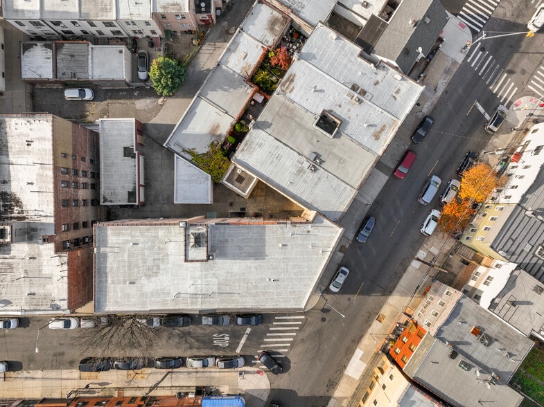 More Photos Of 21-21 Linden St, Ridgewood Apartments For Sale