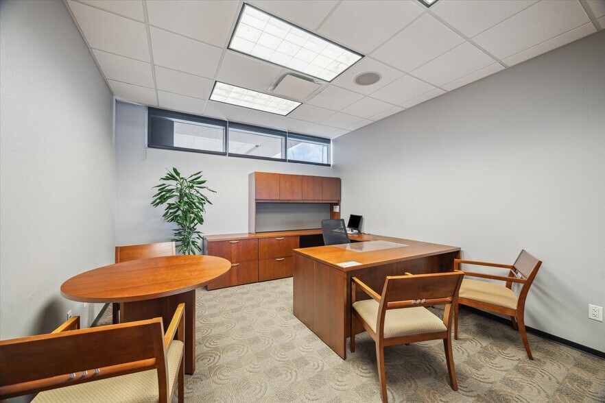 More Photos Of 28850 Tomball Pky, Tomball Bank For Sale