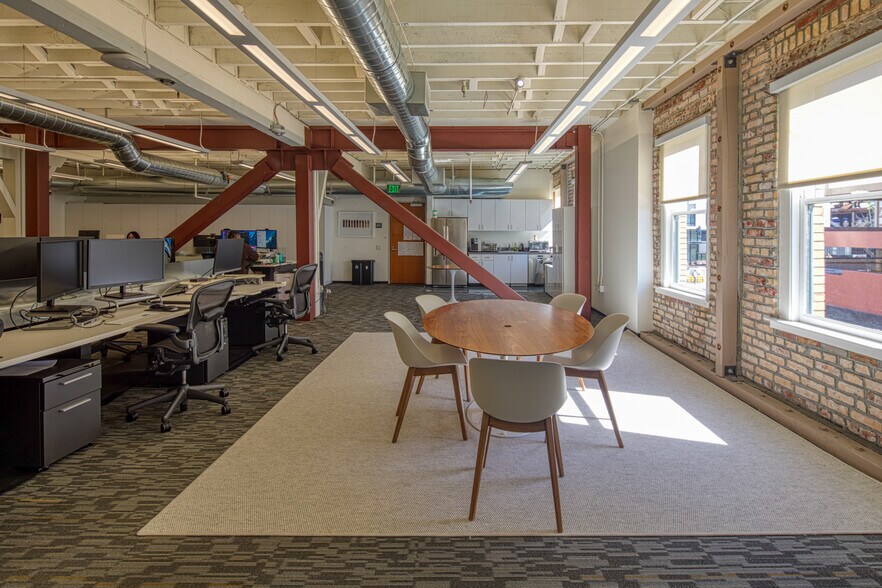 More Photos Of 570 10th St, Oakland Office For Lease