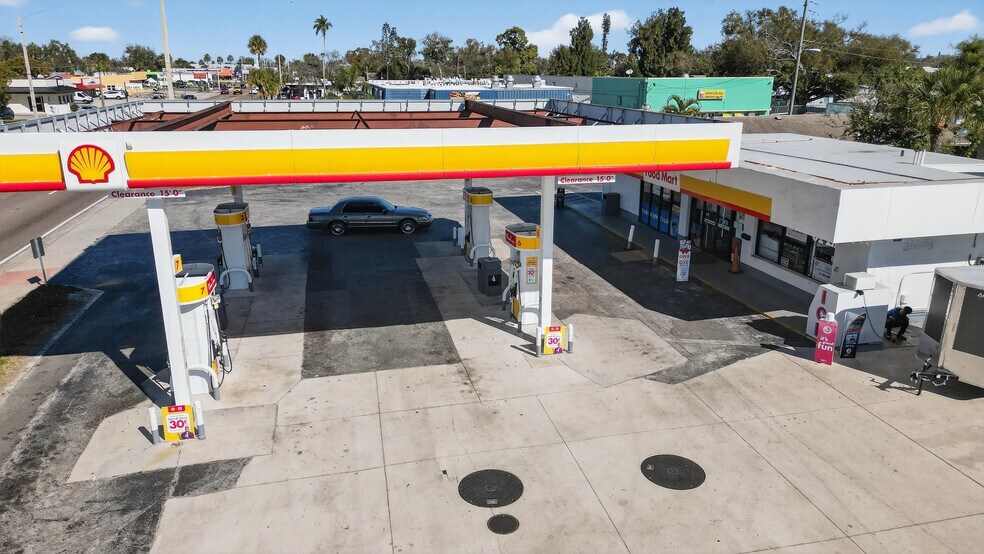 More Photos Of 1240 8th Ave W, Palmetto Service Station For Sale