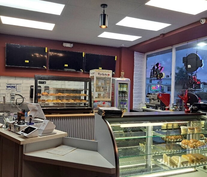 More Photos Of 1971 71st St, Miami Beach Storefront For Sale