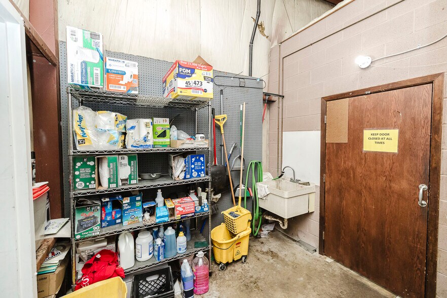 More Photos Of 2206 E 101st St N, Valley Center Specialty For Sale