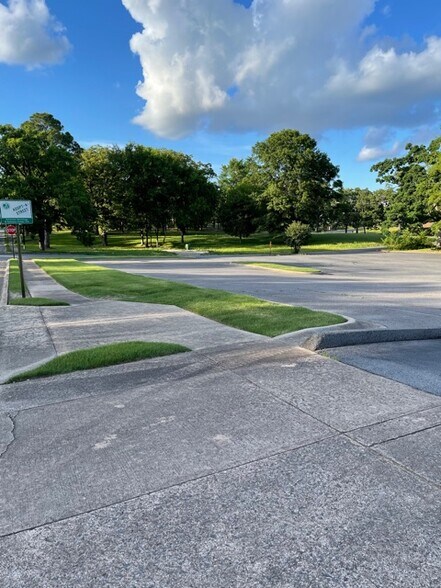 More Photos Of 5100 W 12th St, Little Rock Medical For Sale
