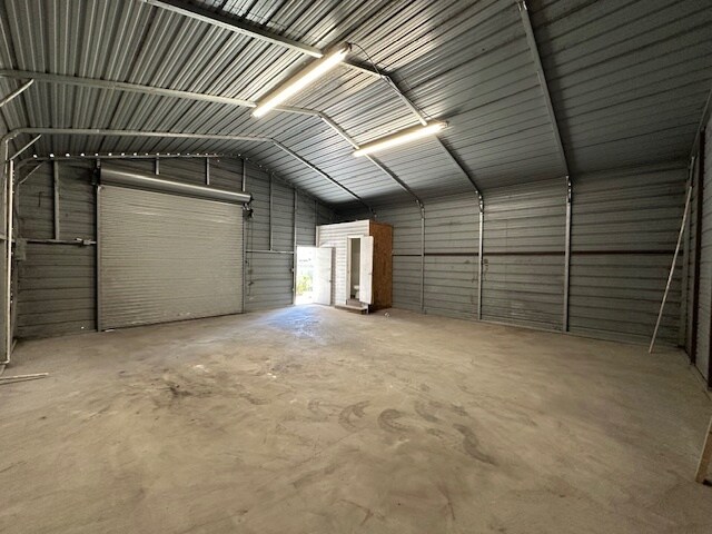 More Photos Of 404 Beverly Ln, Jacksonville Service For Lease