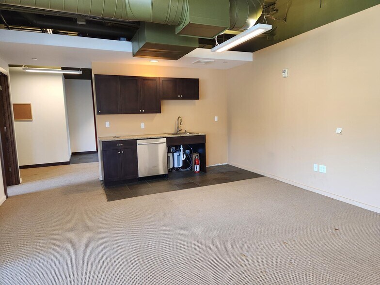 More Photos Of 12801 NE 85th St, Kirkland Office Residential For Lease