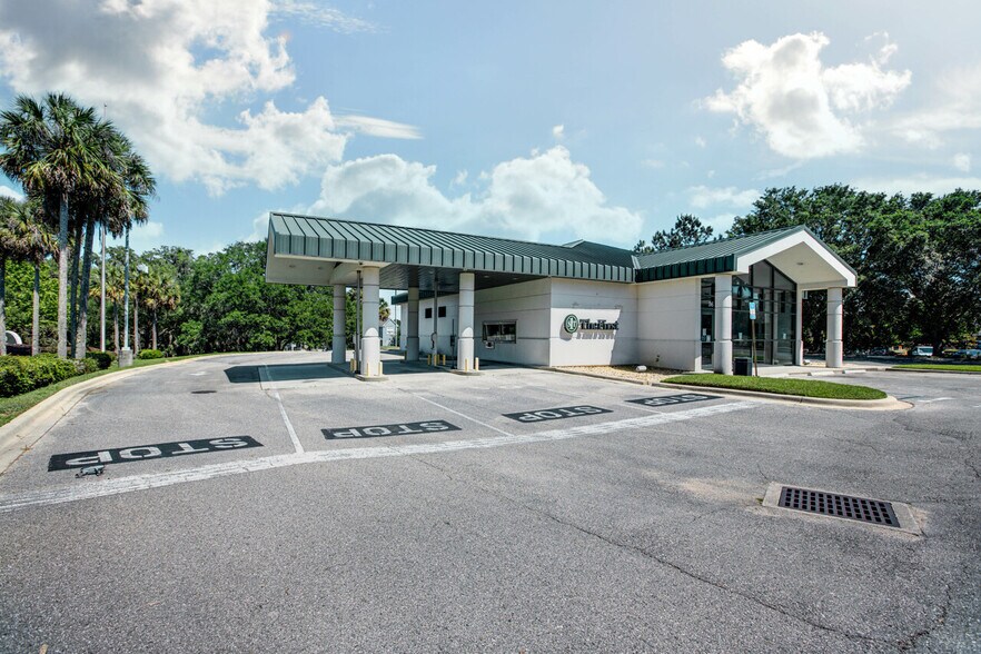 More Photos Of 3641-3643 Coolidge Ct, Tallahassee Bank For Sale