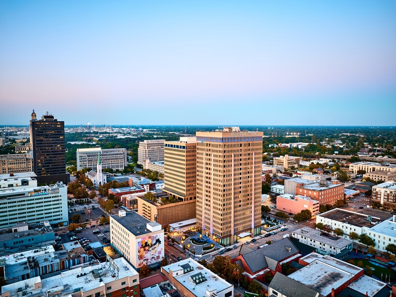 More Photos Of 451 Florida St & 450 Laurel St, Baton Rouge Unknown For Lease