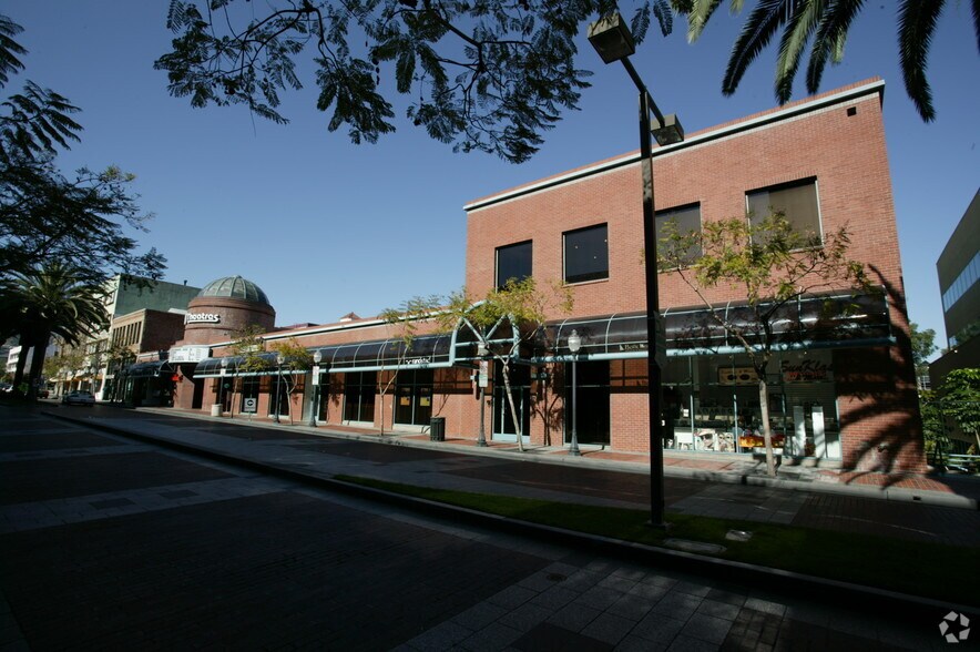 More Photos Of 114-122 N Artsakh St, Glendale Office For Lease